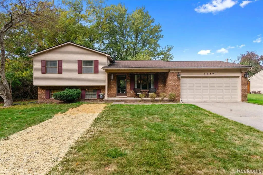 30207 Greening, Farmington Hills, MI  - Image #1