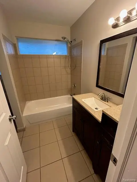 20202 Hunt Club, Harper Woods, MI 48225 - #3