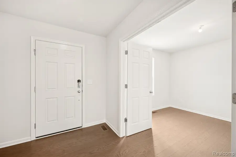 4241 Cedar Lane, Grand Blanc, MI 48439 - Image #3