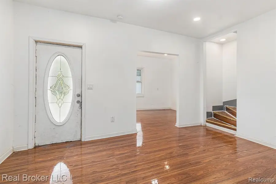 2285-2291 Alice, Hamtramck, MI  - Image #3