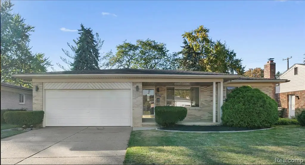 33695 Shelley Lynne, Sterling Heights, MI  - Image #1