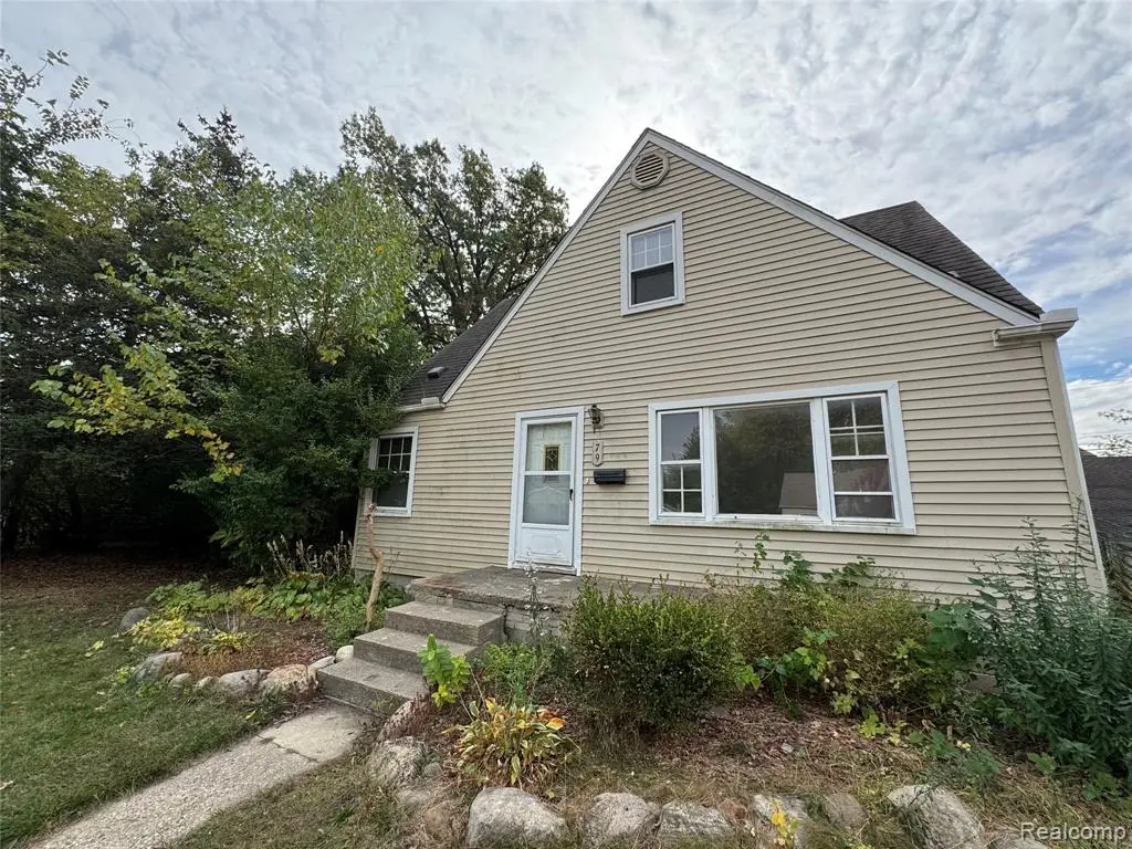 79 W Rowland, Madison Heights, MI  - Image #1