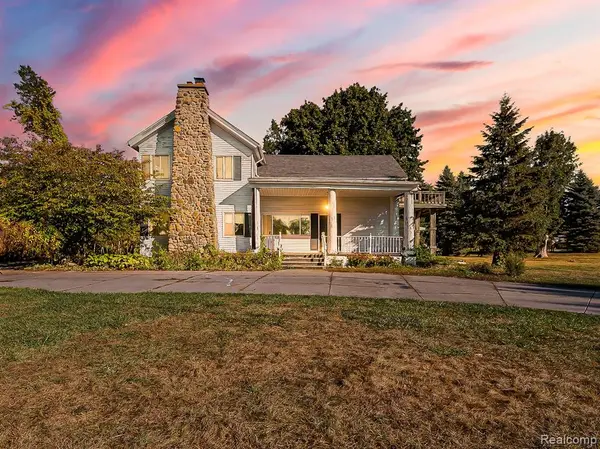 8470 Wise, Commerce Twp, MI 