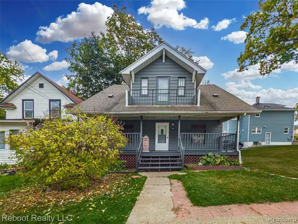 306 Whittemore, Pontiac, MI 