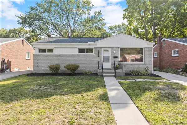 9022 Lucerne, Redford, MI 