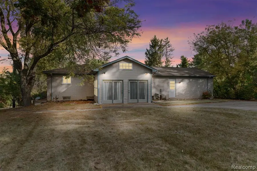 8550 33 Mile, Bruce Township, MI  - Image #2