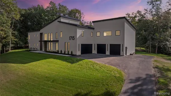 1715 Lone Pine, Bloomfield Hills, MI 