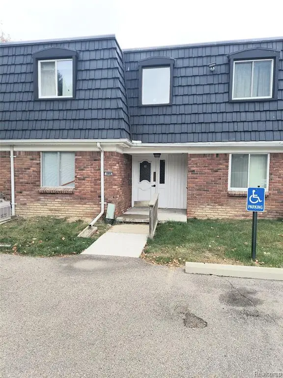 1806 Colonial Village #3, Waterford, MI  - Image #1