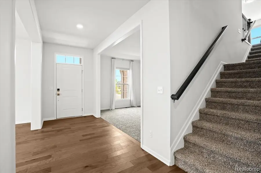 48255 Amber Lane, Shelby Charter Township, MI  - Image #3