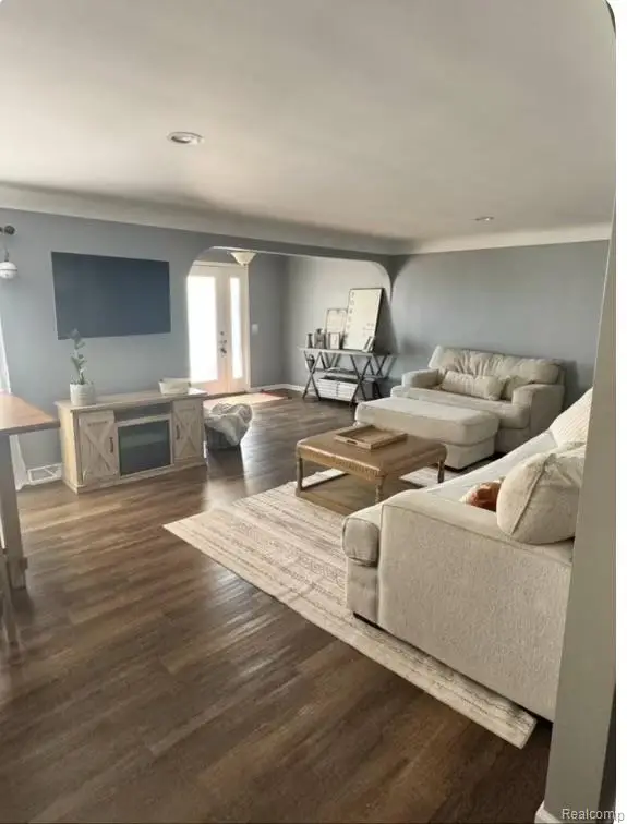 6338 Willard, Birch Run, MI  - #3