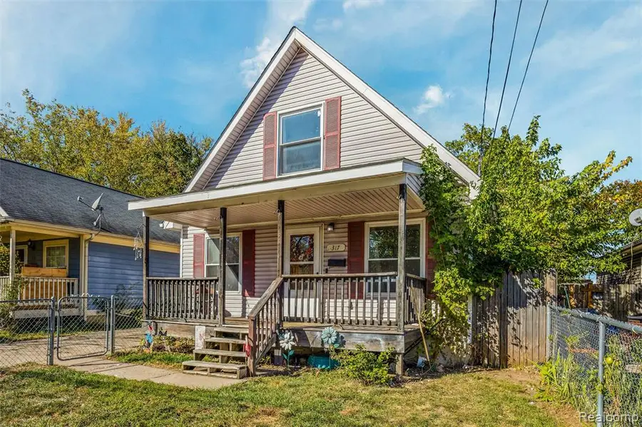 317 Prospect, Pontiac, MI  - Image #2