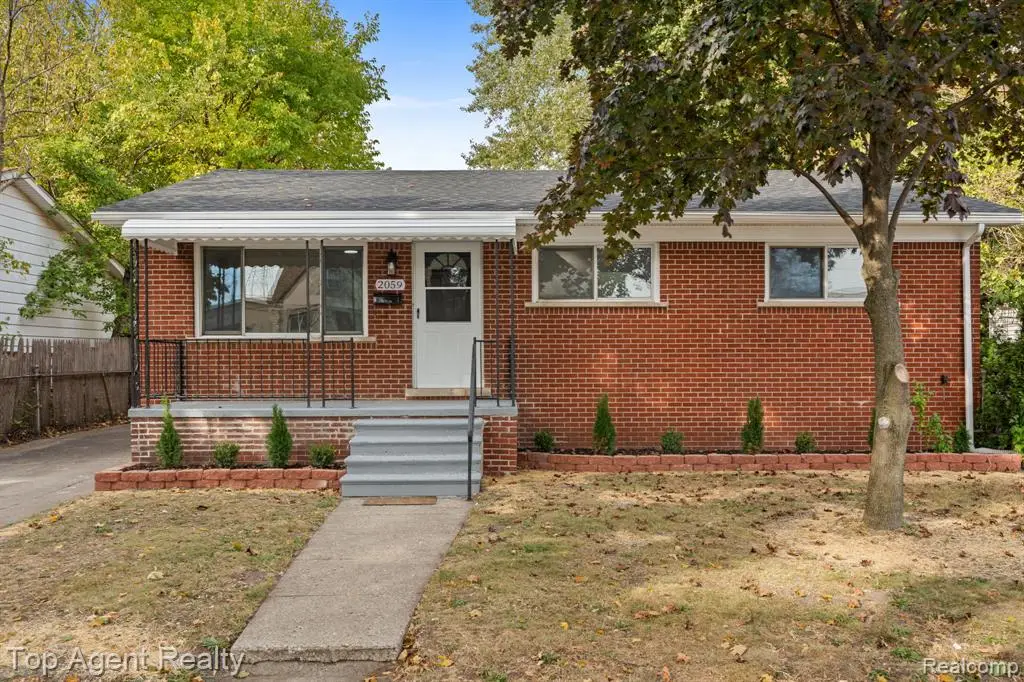 2059 Emmons, Warren, MI  - Image #1