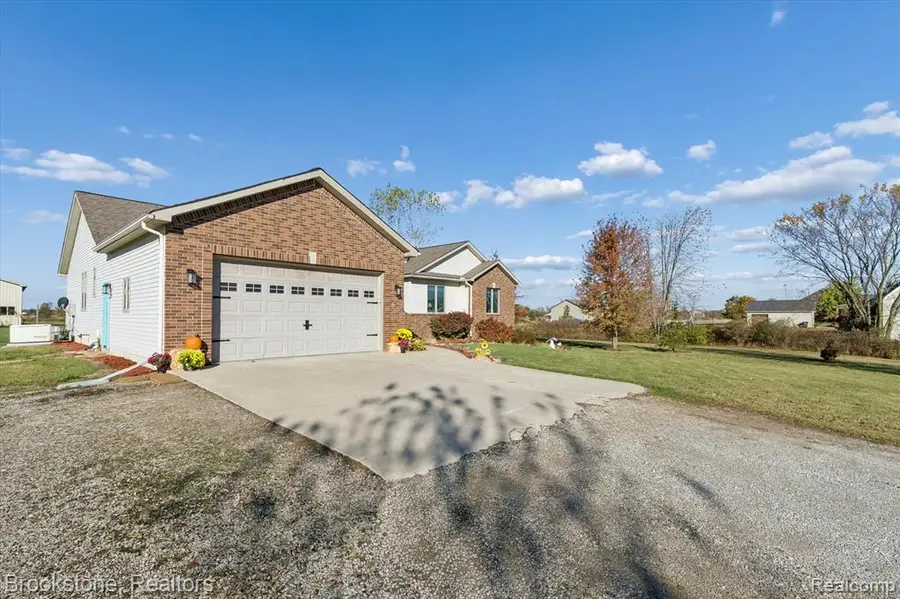 70865 Place, Richmond, MI 48062 - Image #2