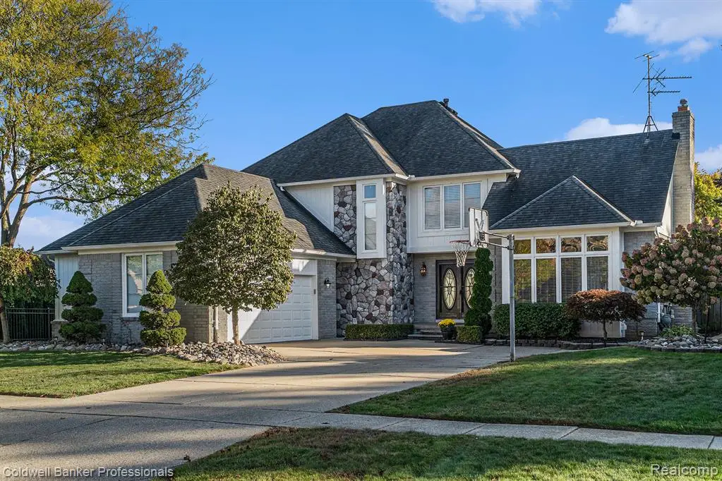 14930 Crofton, Shelby Charter Township, MI  - Image #1