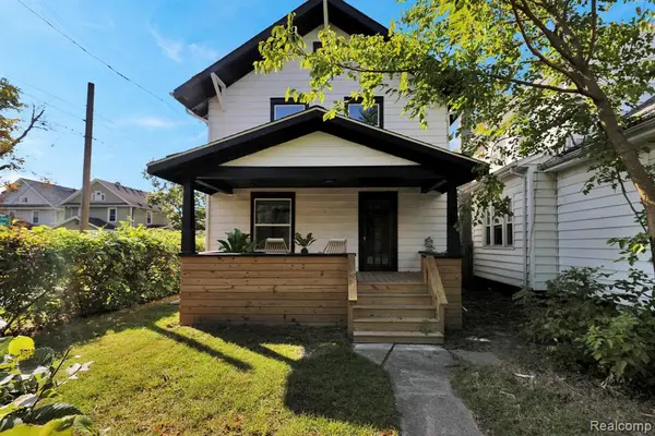 1428 E Cesar E Chavez, Lansing, MI 