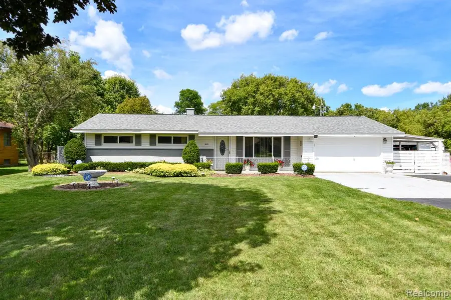 6443 Richfield, Flint, MI 48506 - #3