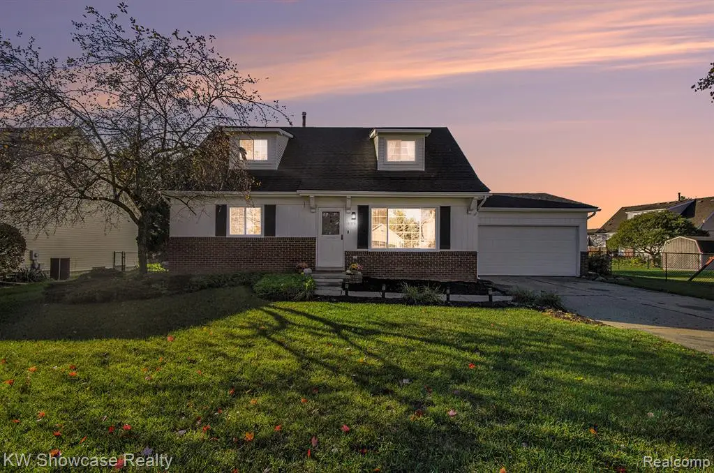 61375 Creekview, South Lyon, MI  - Image #1