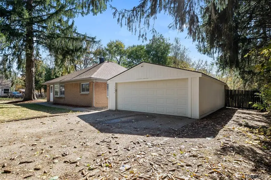 1334 De Goff, Lake Orion, MI  - Image #3