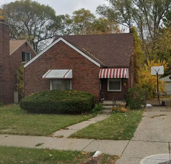 11053 Flanders, Detroit, MI 