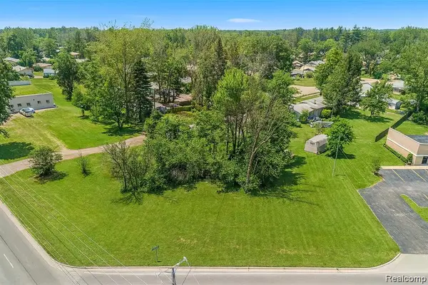 0 Helen, Grand Blanc, MI 48507