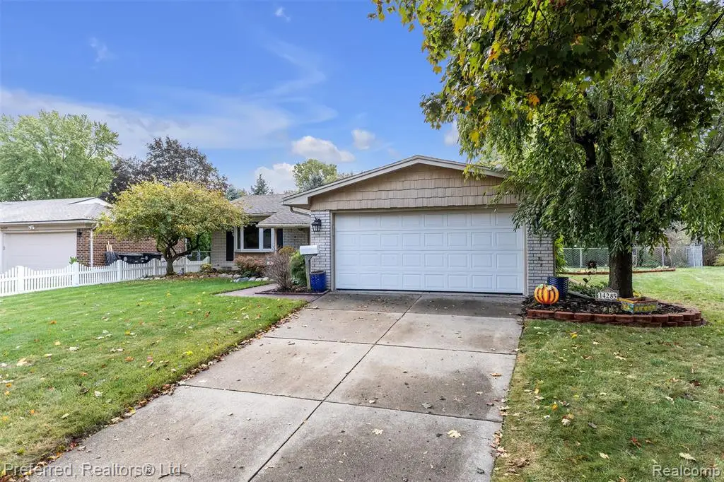 14285 Adams, Livonia, MI  - Image #1