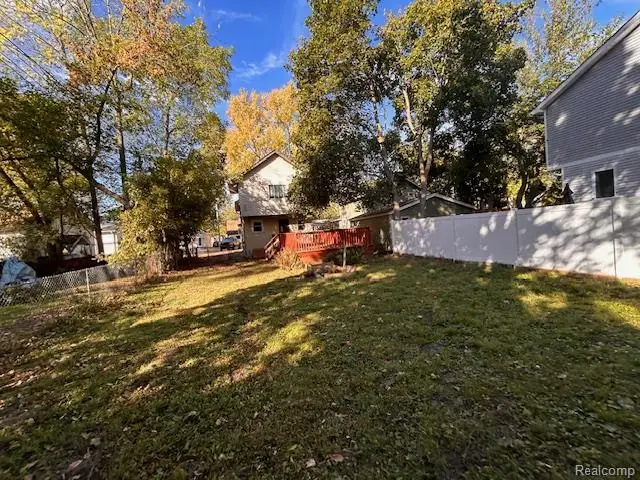 2411 Pine Lake, Keego Harbor, MI  - #2