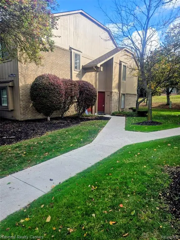 27354 Evergreen, Lathrup Village, MI  - Image #2