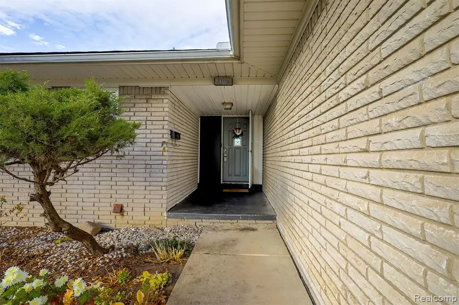 14021 Huff, Warren, MI  - Image #2