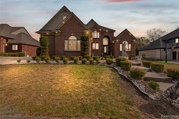 56502 Edgewood, Shelby Twp, MI 