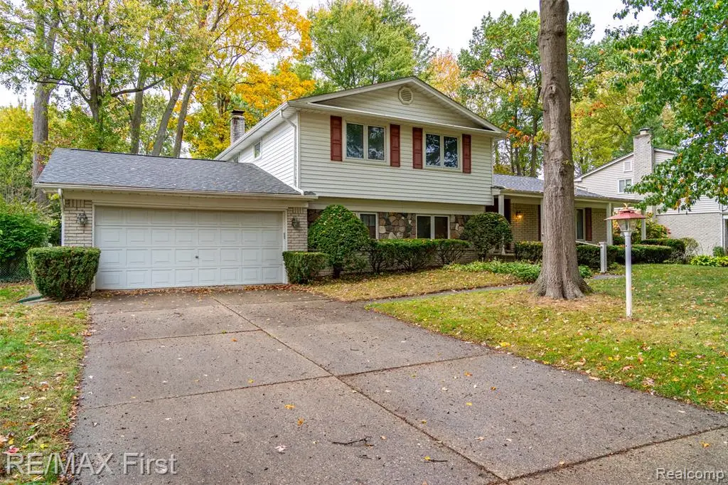 16235 Forestview, Clinton Township, MI 48036 - Image #1