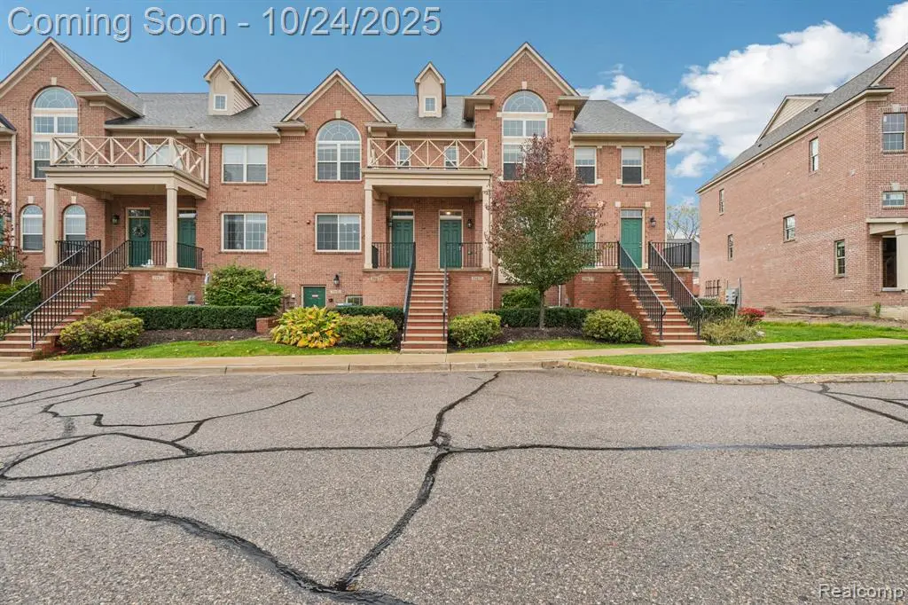 39675 Springwater, Northville, MI 48168 - #1