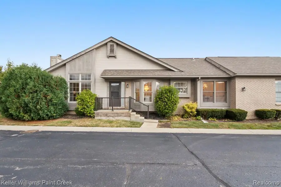 2503 Westmont, Sterling Heights, MI  - Image #2