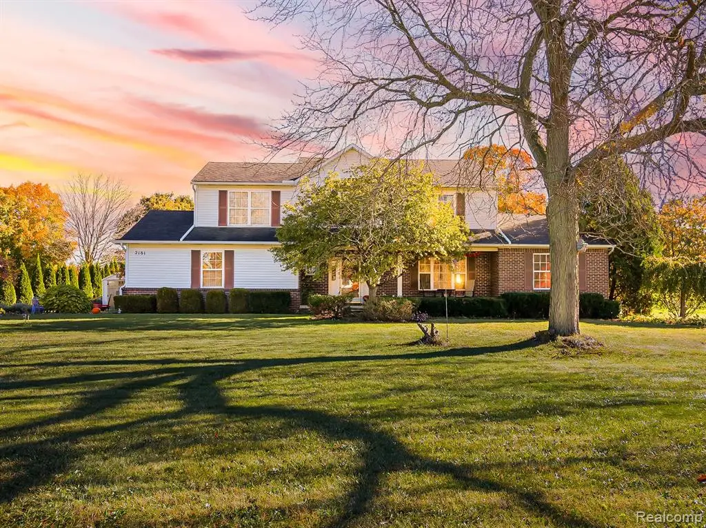 2181 Ore Creek, Brighton, MI  - #1