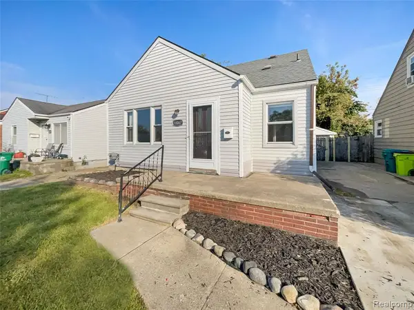 18067 Rosetta, Eastpointe, MI 48021