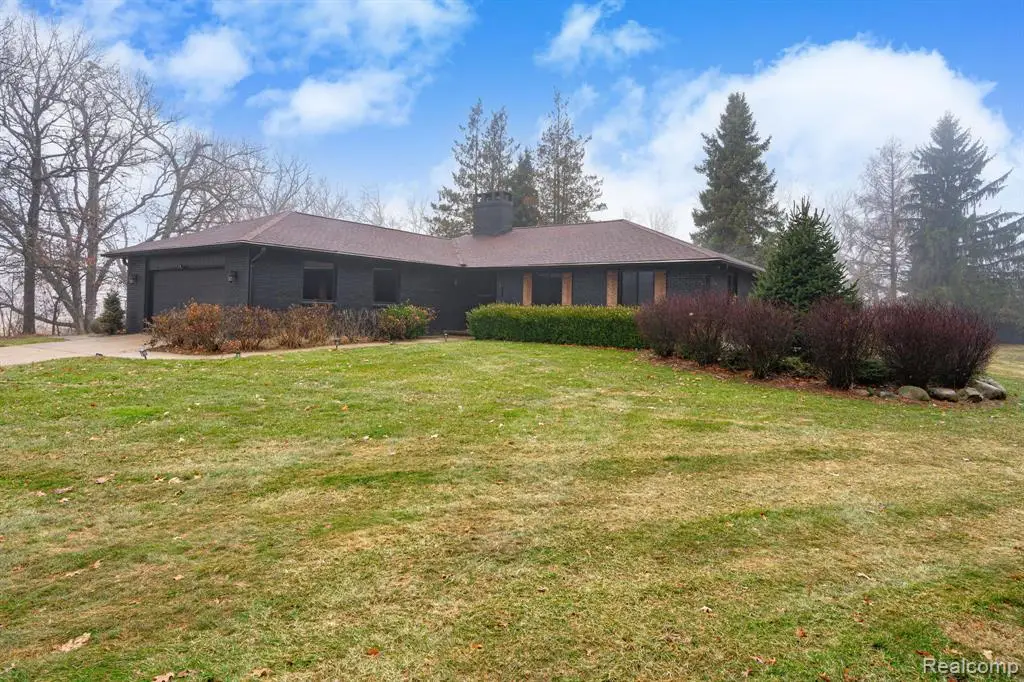 6803 Napoleon, Jackson, MI 49201 - #1
