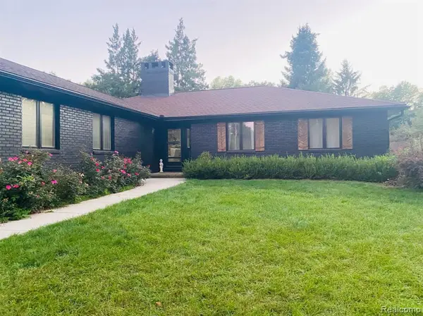 6803 Napoleon, Jackson, MI 