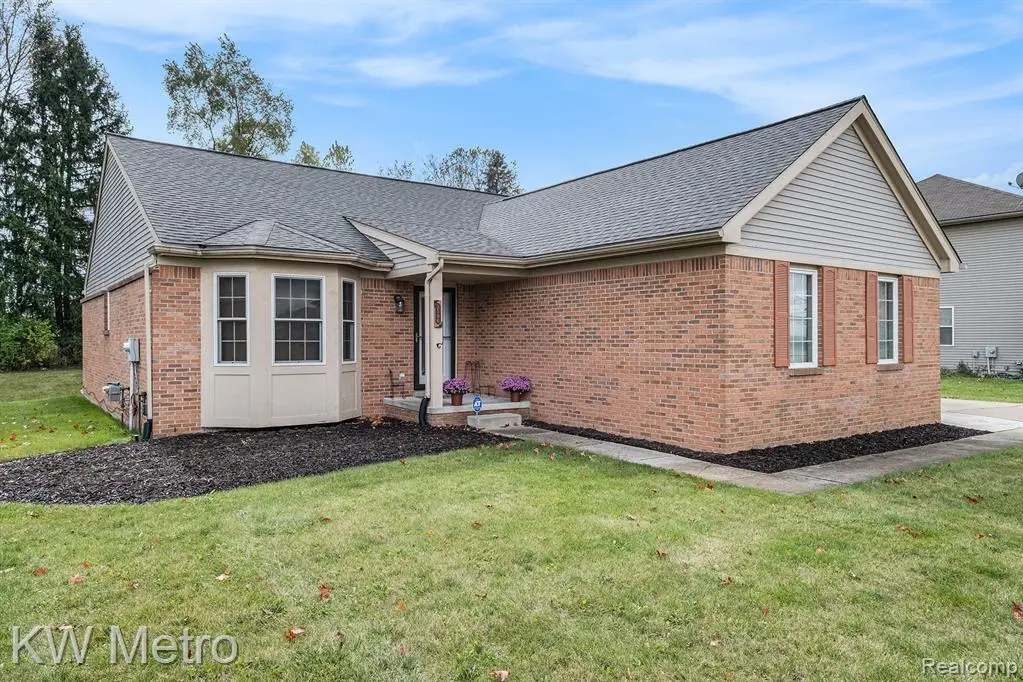 5506 Still Meadow, Grand Blanc, MI  - #1