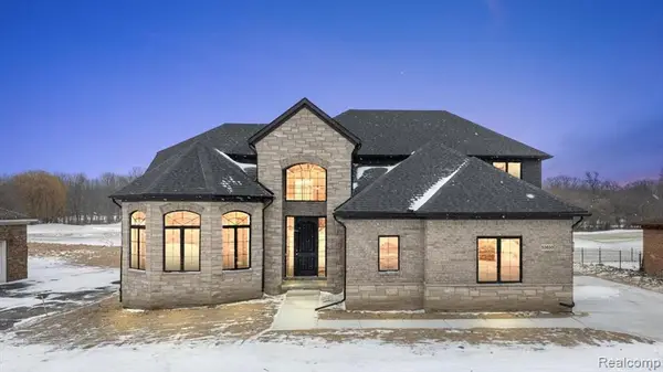 53650 Romeo Plank, Macomb, MI 48042