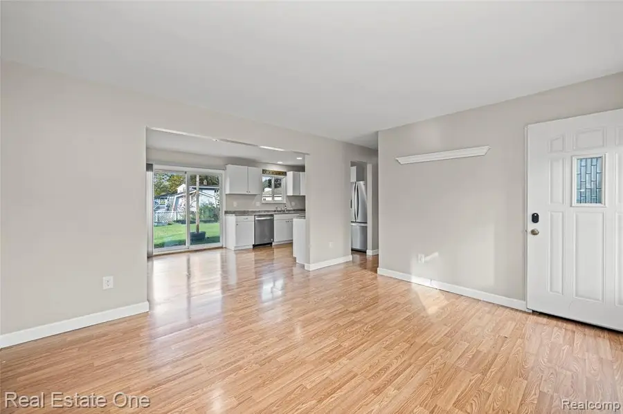 12107 19 Mile, Sterling Heights, MI  - #3