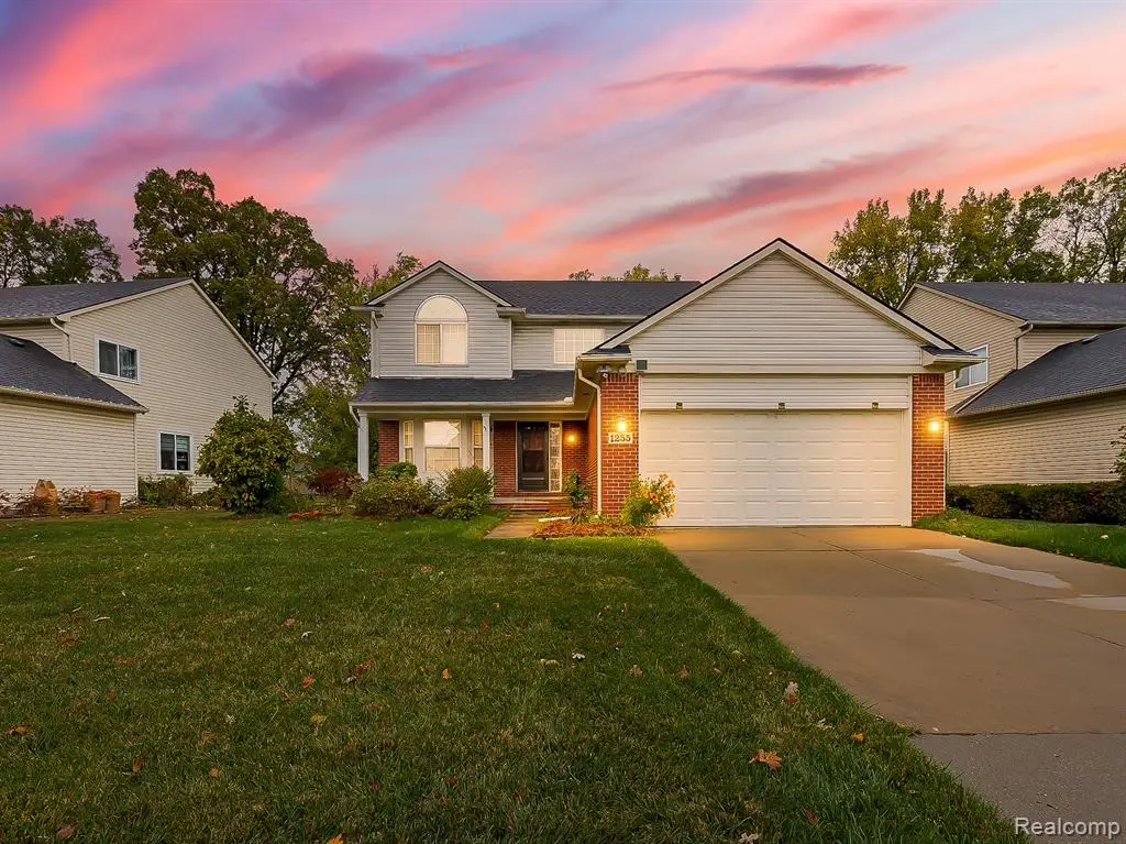 1255 Hartland, Troy, MI 48083 - #1