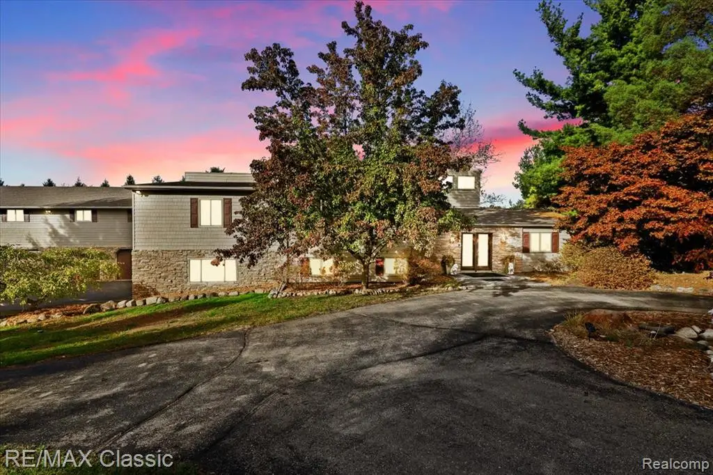 2345 E Commerce, Milford, MI 48381 - #1