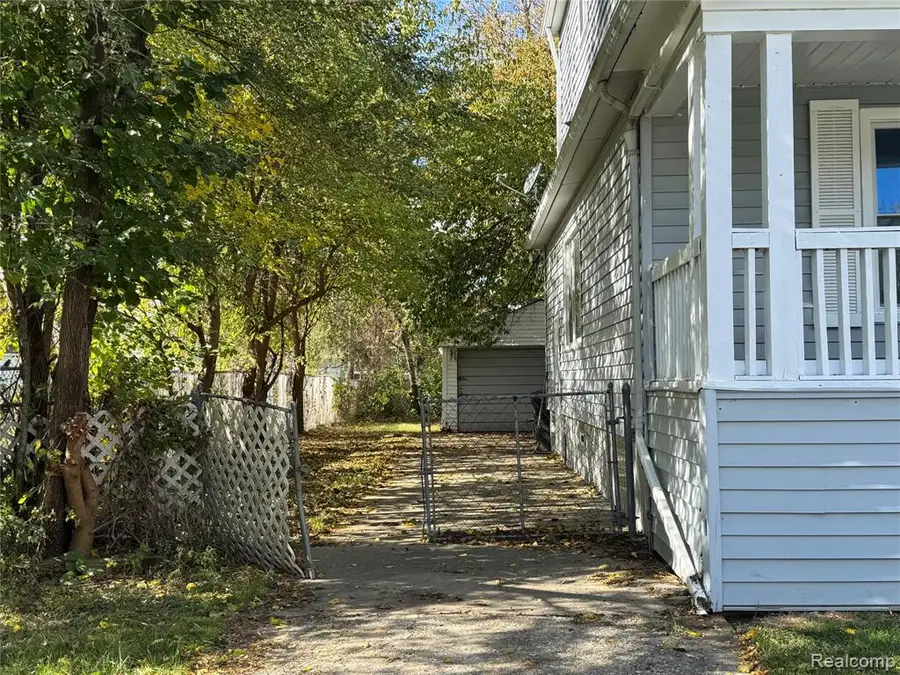 6319 Minock, Detroit, MI 48228 - #2