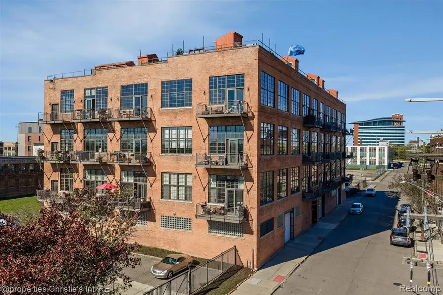 2003 Brooklyn #29/403, Detroit, MI 48226 - Image #2