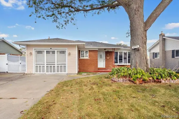 30375 Young, Rockwood, MI 