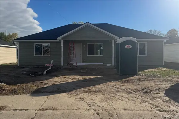 23272 Wellington, Warren, MI 48089