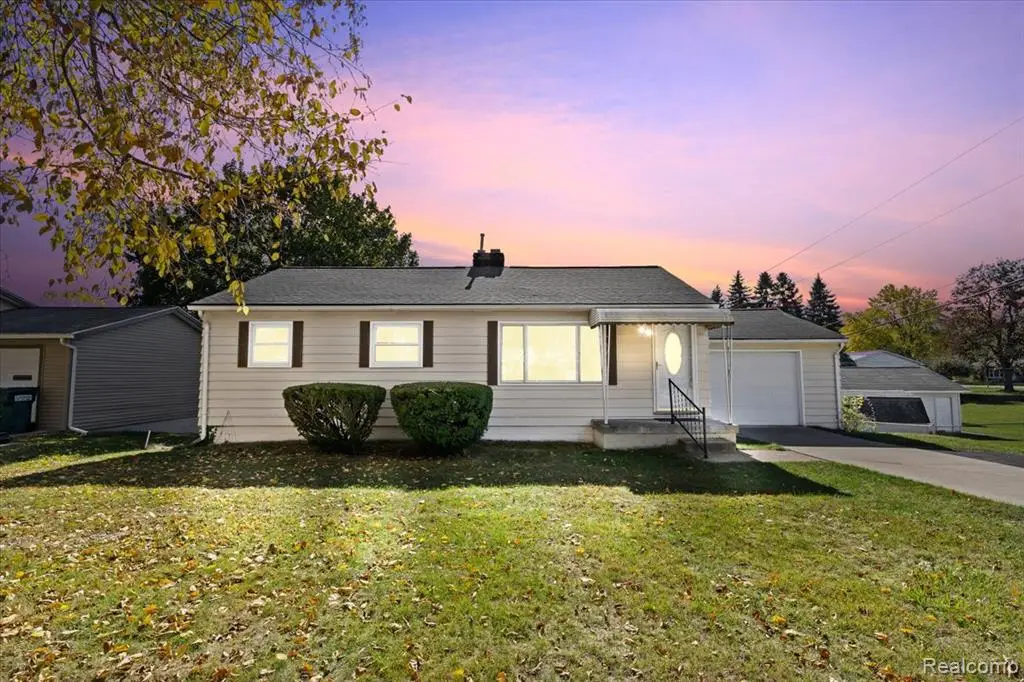 397 Pocahontas, Oxford, MI  - Image #1