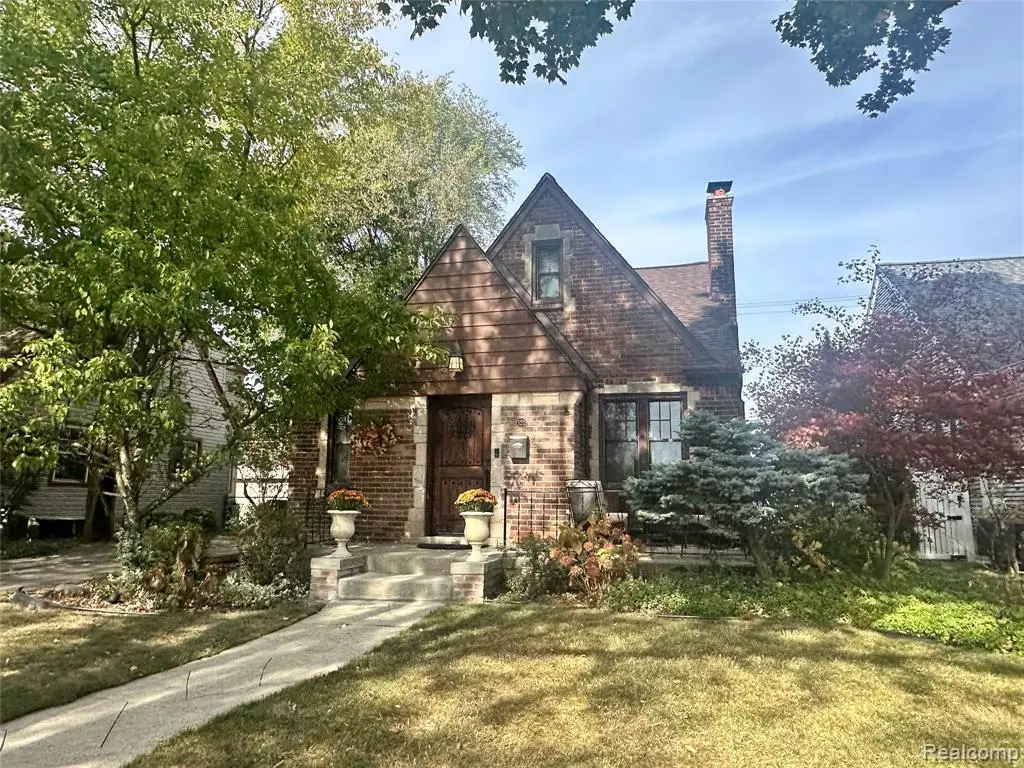 522 W Lincoln, Birmingham, MI  - #1