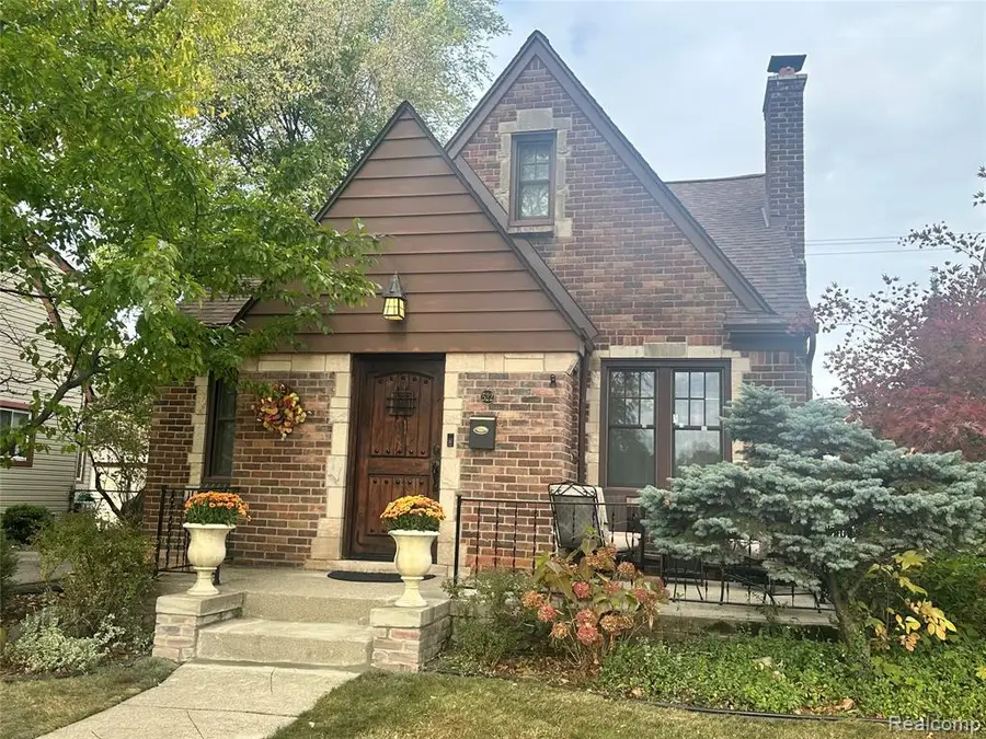 522 W Lincoln, Birmingham, MI  - #2