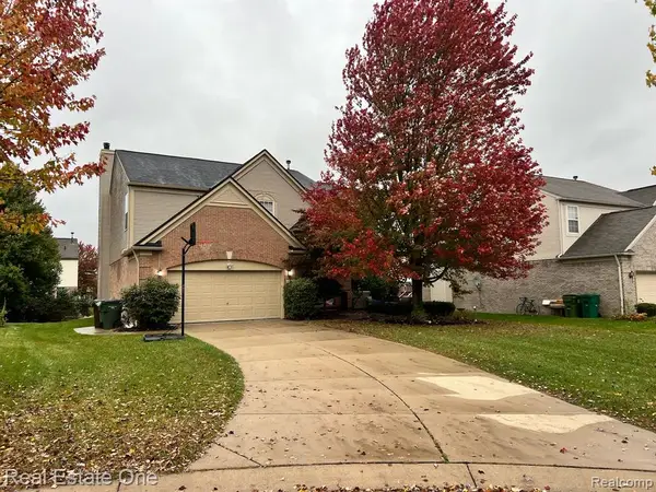 49325 E Central Park, Shelby Twp, MI 48317
