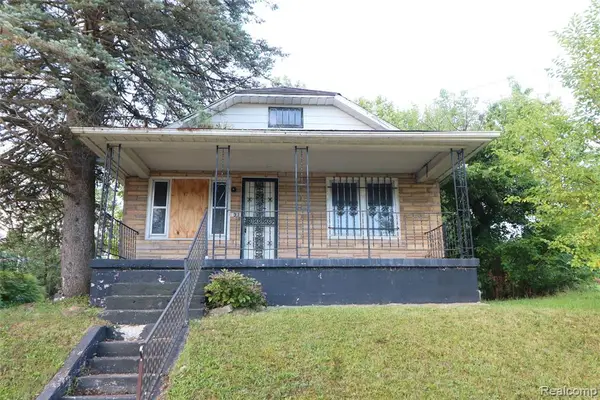 946 E Bundy, Flint, MI 